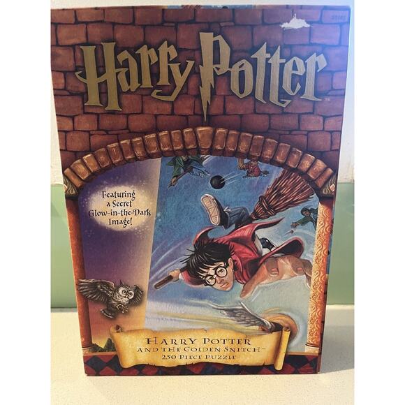 HARRY POTTER AND THE GOLDEN SNITCH • 250-Piece Jigsaw Puzzle • Mattel - COMPLETE - Picture 3 of 9